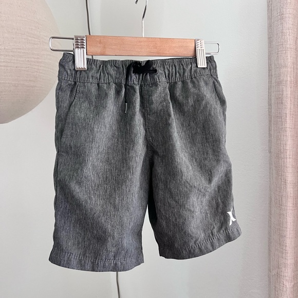 Hurley shorts - Picture 2 of 4